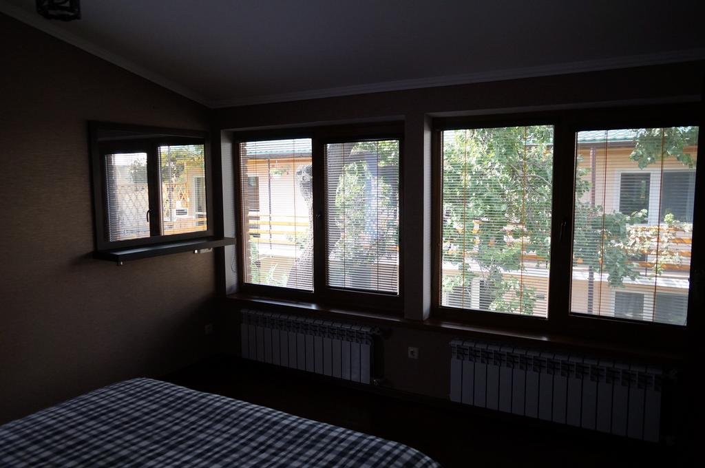 Гостевой дом Mini hotel on Narodnoy Феодосия-36